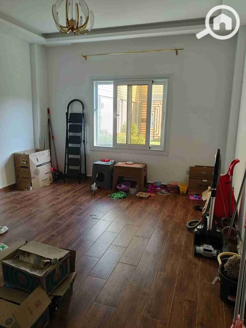 8 FB_IMG_1764239546363. jpg