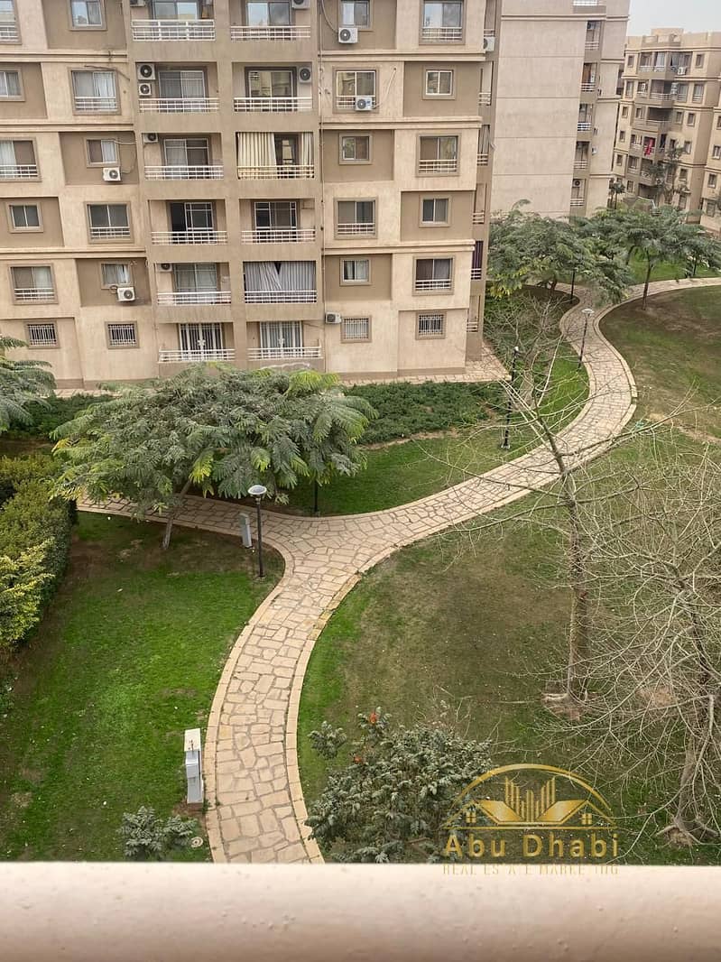 5 579e07db-a981-4b7a-af09-21c5d404b1d2. jpg