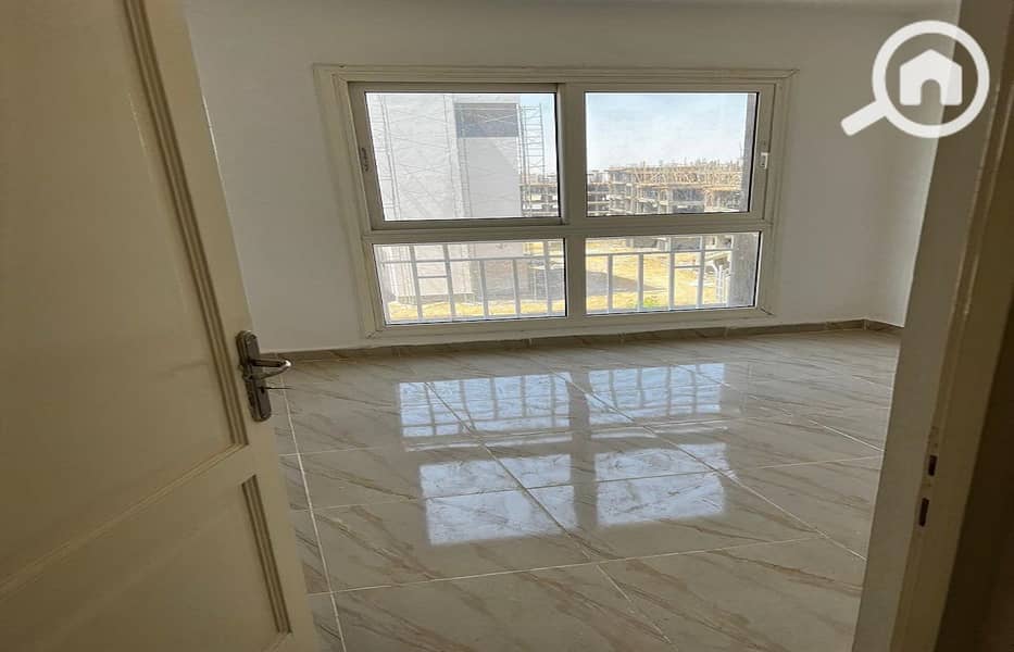 2 77d8b194-ec05-45ea-a36a-e16a60a1b2cf. jpeg