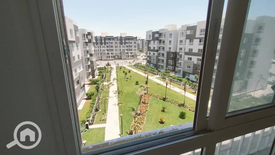 9 256fdbef-b332-4770-a224-2fe5cdcc09a9. jpg