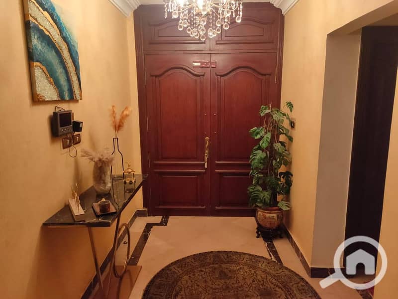 4 photo_6012731293172435797_y. jpg