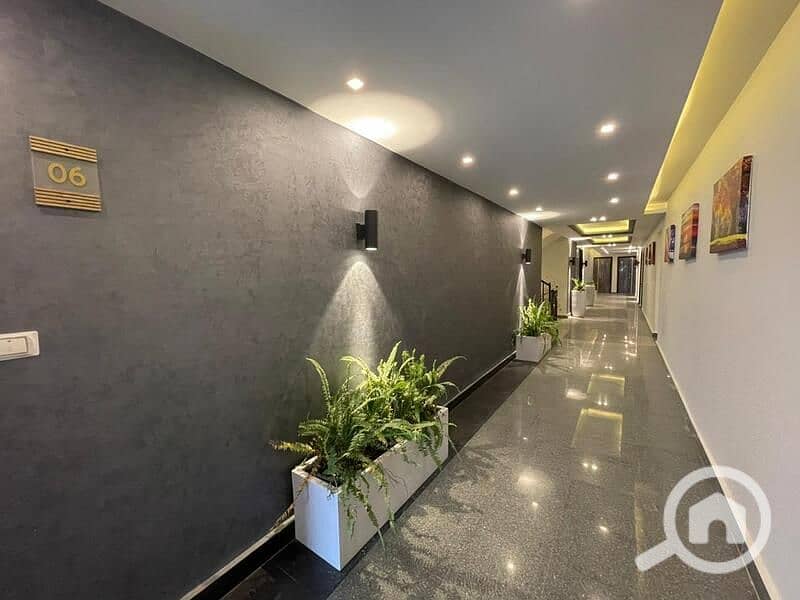 9 6340c9ca-5e52-4810-8902-34562e66c795. jpg