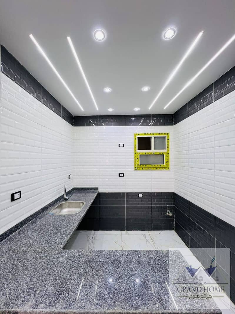 7 b2e729f4-f3ab-4ed1-be40-e753148c2544. jpg