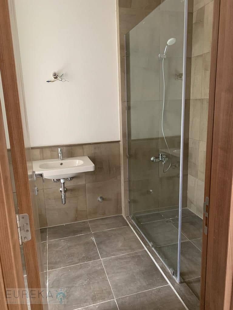 7 42d394a3-e93b-4c57-85f0-bc43b0e6e95e. jpg