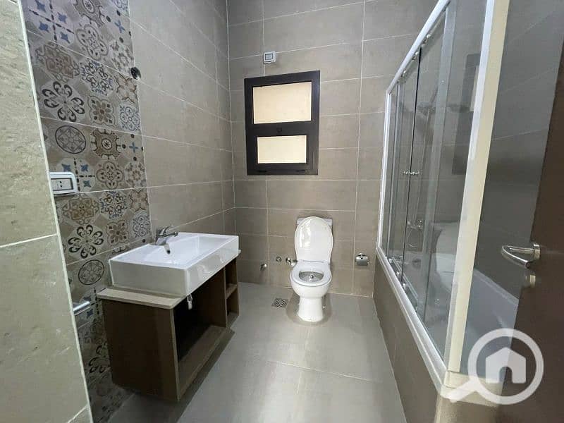 12 WhatsApp Image 2023-10-01 at 15.54. 54. jpg