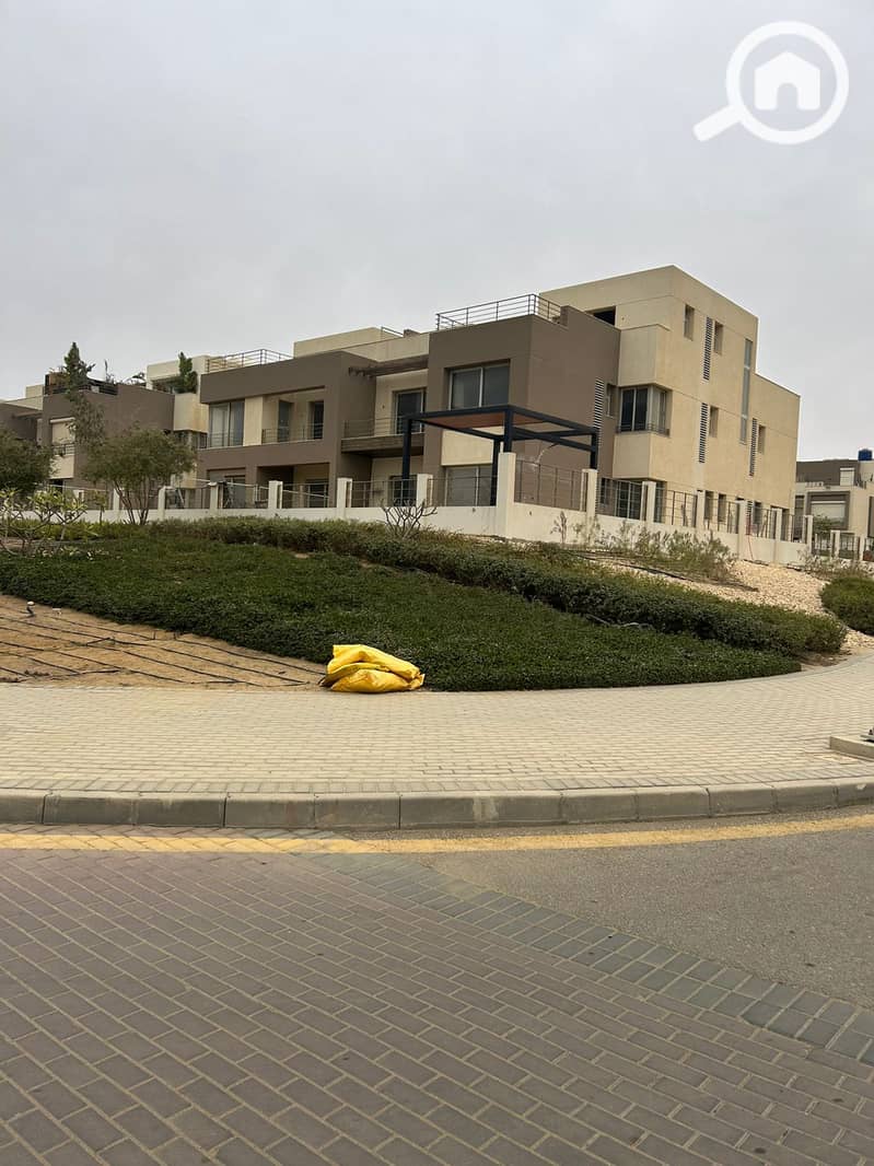 42b6812a-3856-4c2e-9482-9ccac4547d85. jpeg 42b6812a-3856-4c2e-9482-9ccac4547d85. jpeg