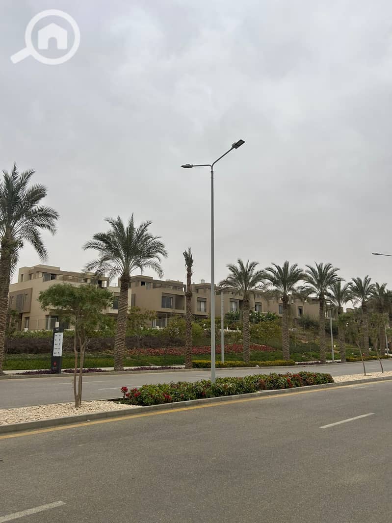 2 03ddcfd2-f79d-4326-a676-9cd12aa89683. jpeg