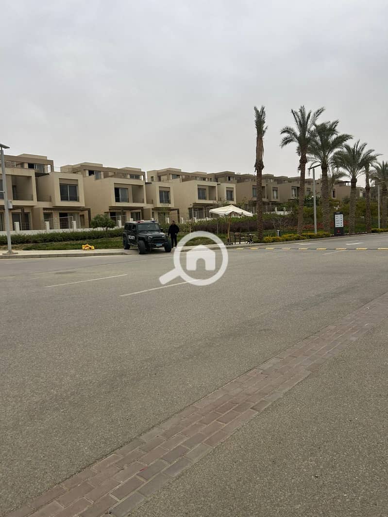 5 8cc041be-4b3d-4c60-a85a-1522f4c5877d. jpeg