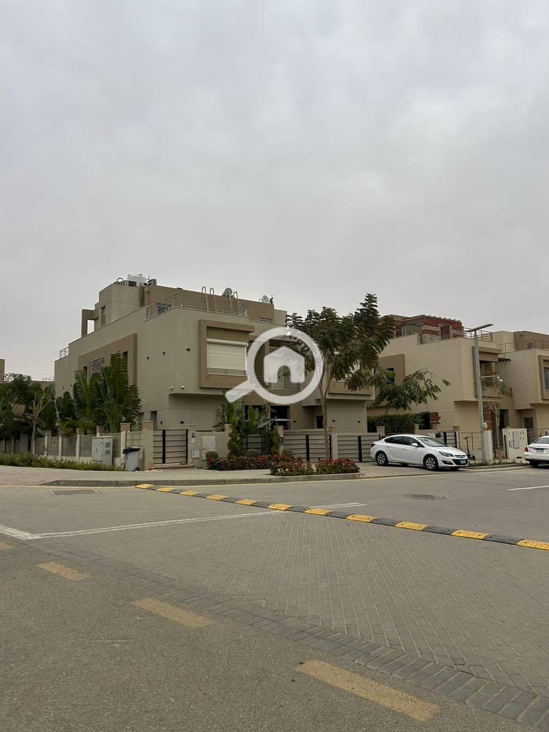 10 58103581-6a4d-4657-99f5-7d77716b871f. jpeg