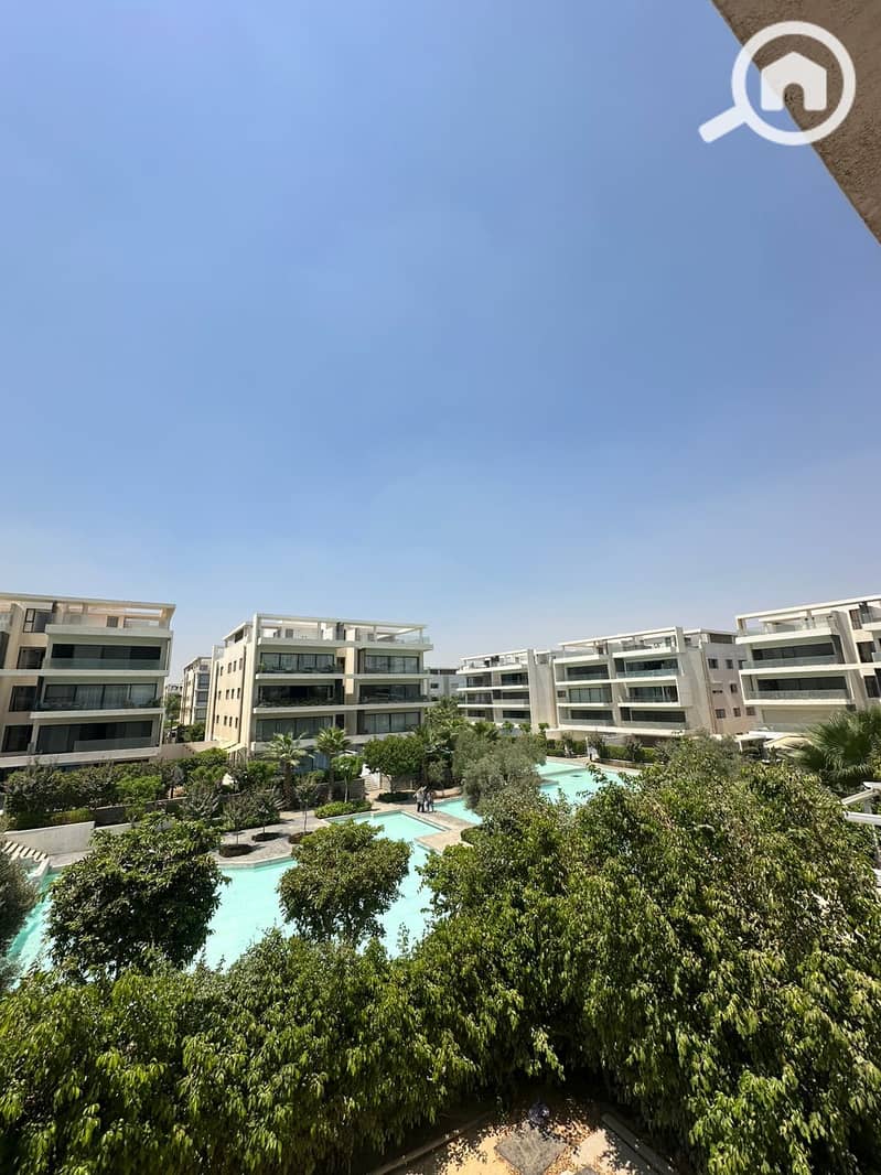 2 8758fbbf-7418-448d-b464-fdb8e4abfbfc. jpg