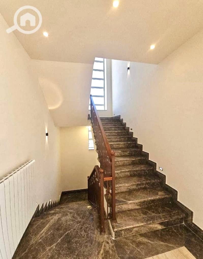 3 0c47f0df-e906-42b0-a496-a56410a0266f. jpeg