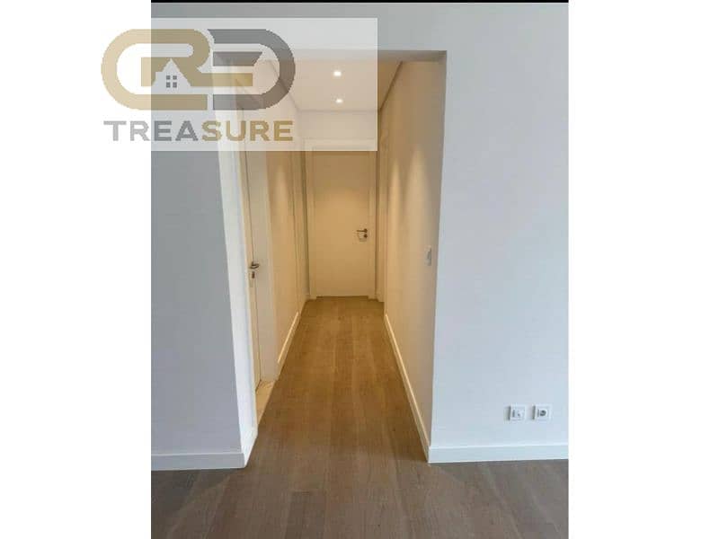 4 WhatsApp Image 2026-01-20 at 4.50. 51 PM (2). jpg