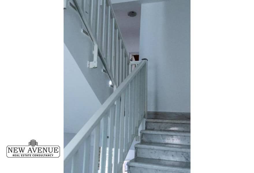 10 4df40c2d-fd85-47bd-a272-6c689724f9e9. jpeg