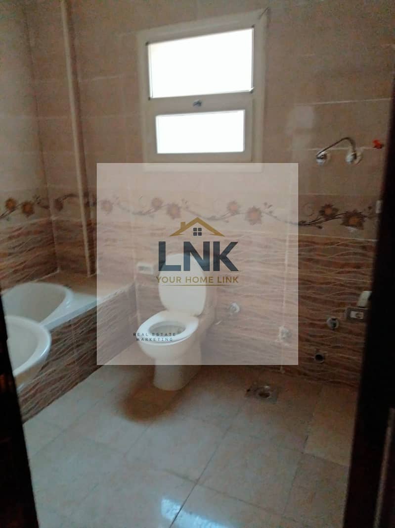 5 2fb887a3-ce6b-43b7-ac2f-f1cea9c2d874. jpg