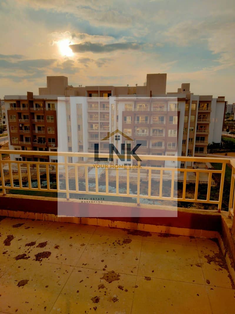 16 639c5cec-7ba9-4c9d-84c1-2e668b97f685. jpg