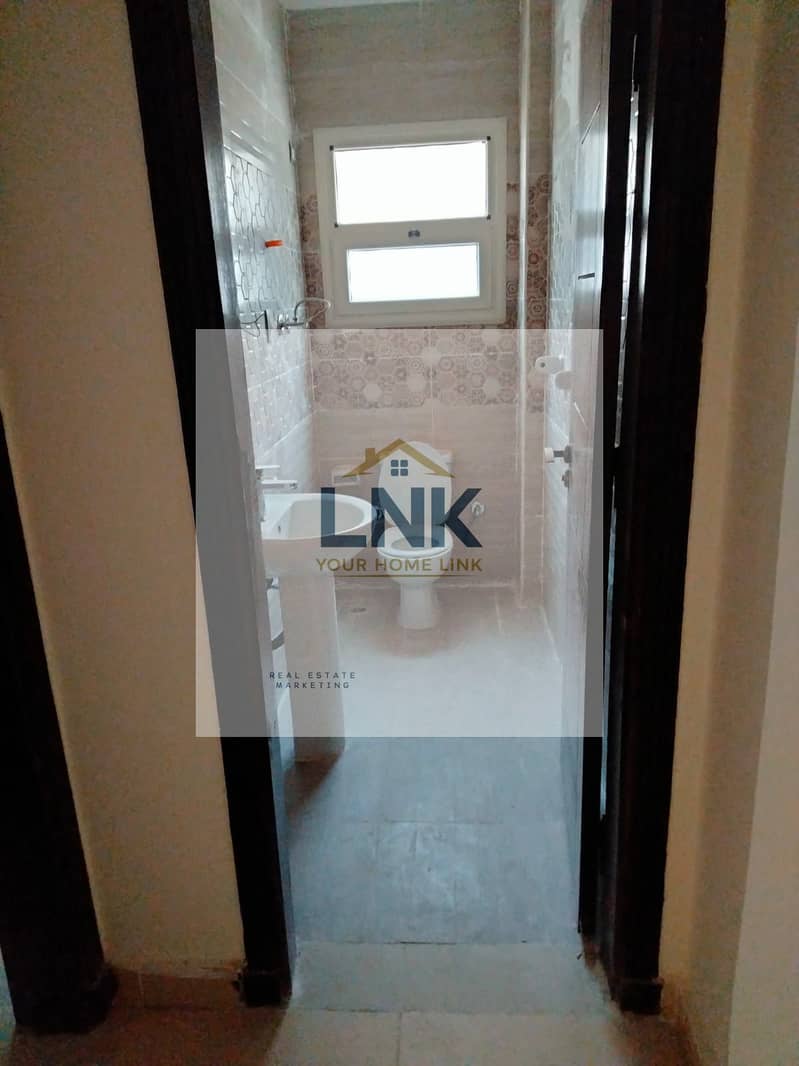 22 b064f40a-fdec-49a8-87b6-d4998d2668d8. jpg