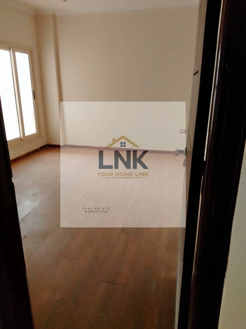 25 d07b8126-4cfb-43d5-8a92-89c8f6e489c0. jpg