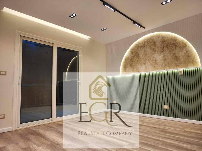 10 cf96918d-74fb-4b92-a57a-517b540c3376. jpg