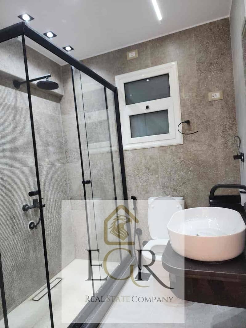 14 72164c75-f710-474d-b093-207339c34608. jpg