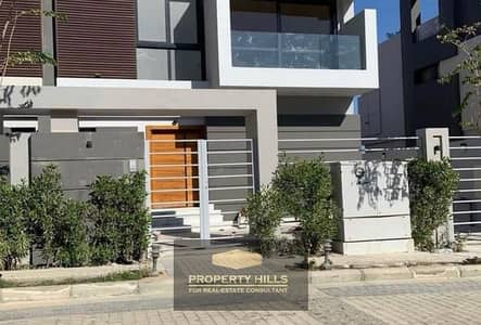 4 Bedroom Twin House for Sale in Sheikh Zayed, Giza - f800b4c2-4a26-4e22-b70d-5532b4170801. jpg