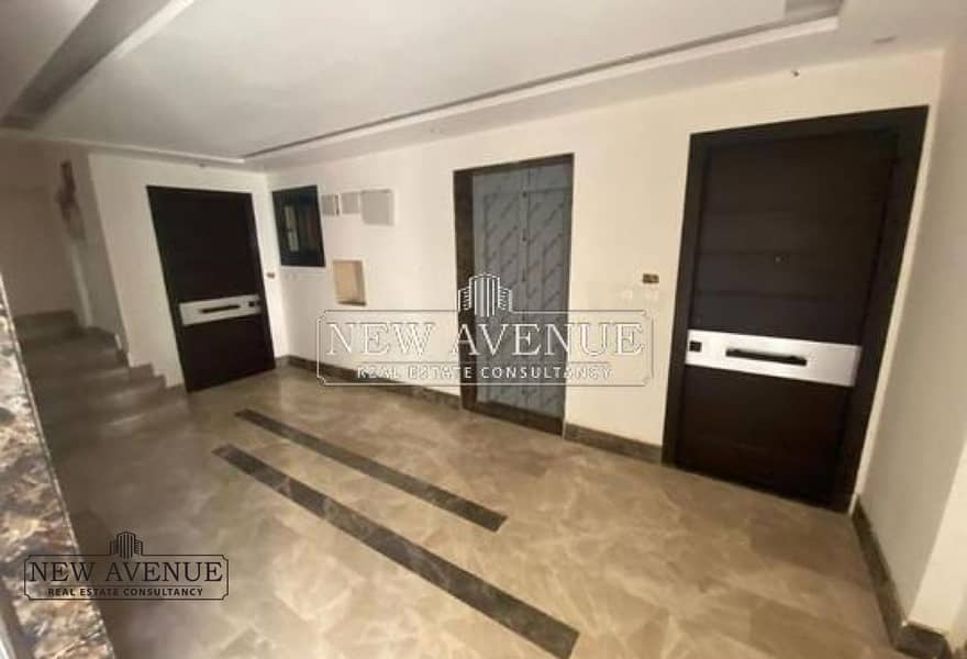 7 8df200d2-27e3-456f-adde-f22bd9457e37. jpeg