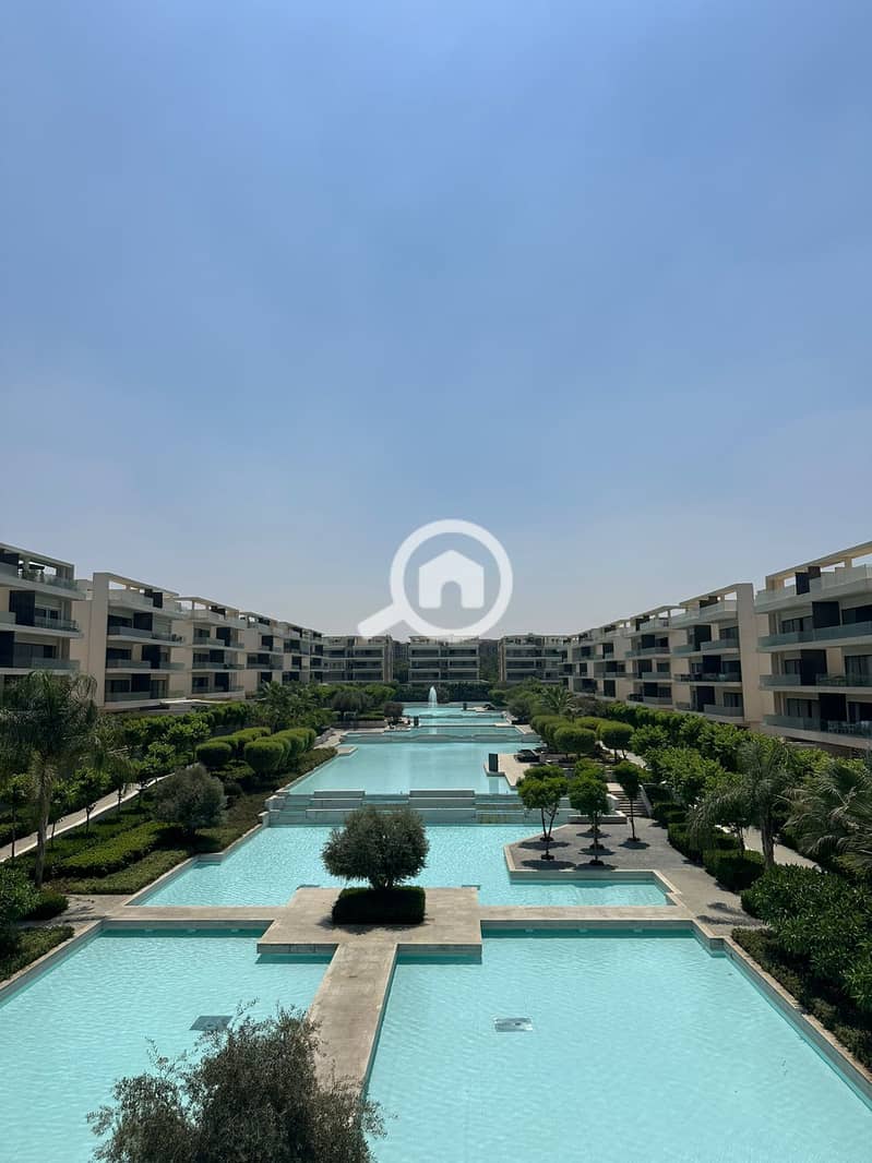 2 b4cf5a41-38c7-430b-8e37-0c4edf583d94. jpg