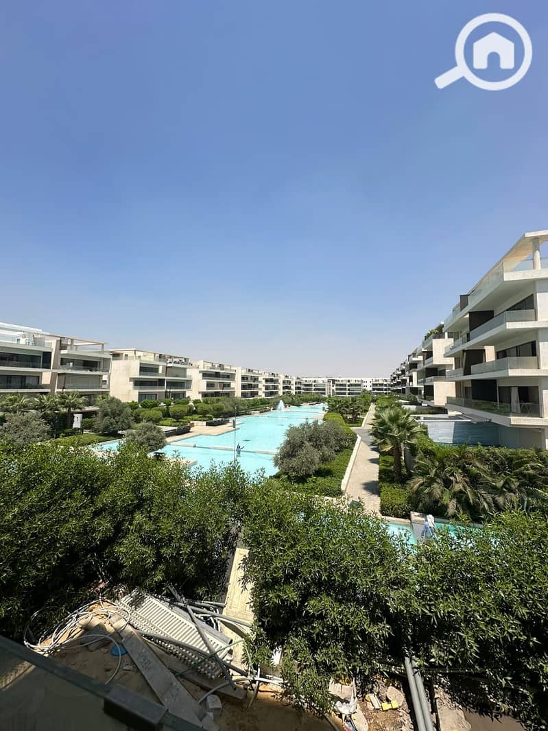 3 1eeb9861-bd04-4011-9402-6b498d350de1. jpg