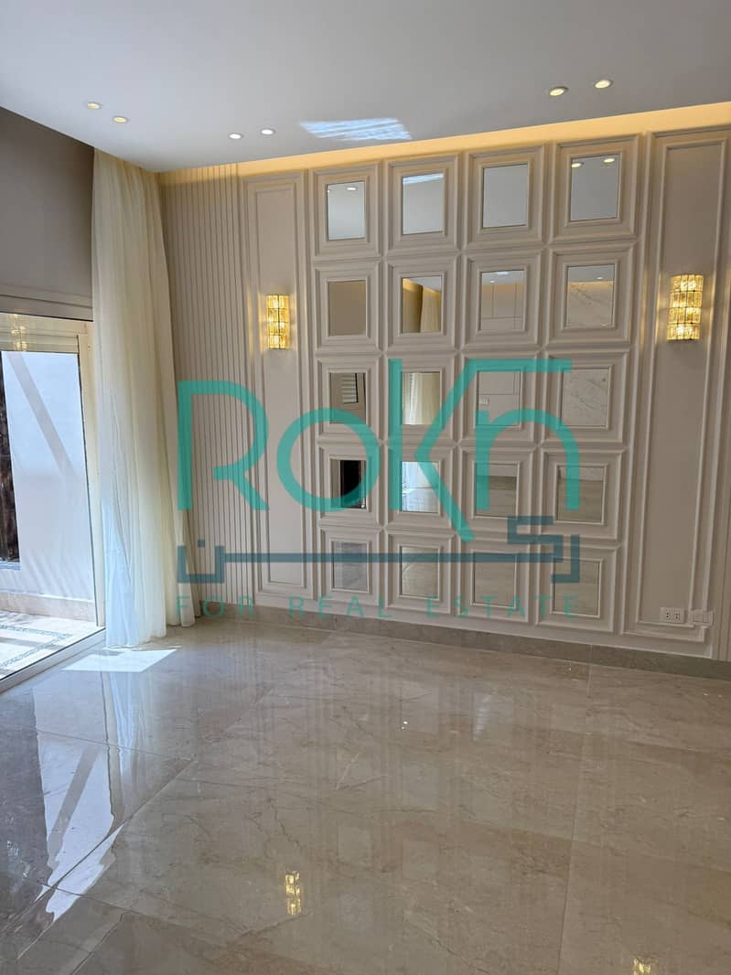 2 3ed0ddf8-e885-4707-a68c-7a5767e86496. jpg