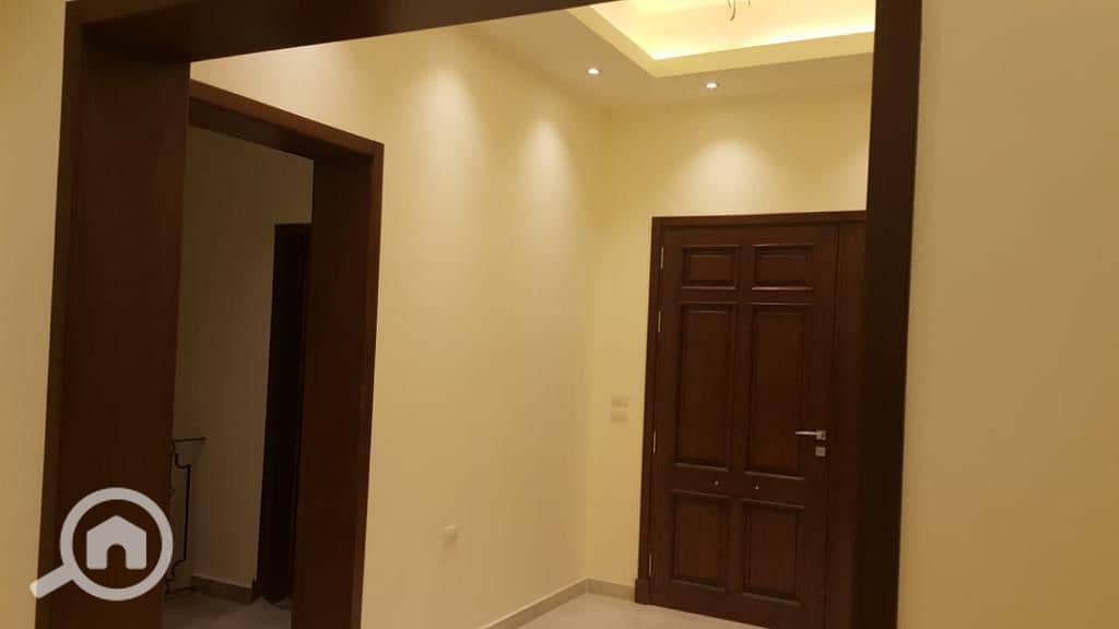 12 WhatsApp Image 2026-01-22 at 12.06. 47. jpeg