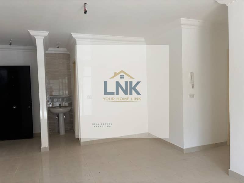 2 0a69347b-e391-4e61-9df7-418ab1a05be4. jpg