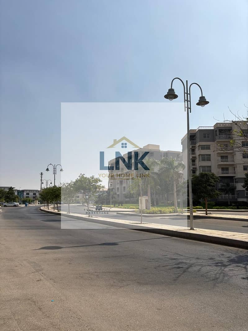 5 61ecd464-67a5-49b6-ba90-2bf7c58afffe. jpg