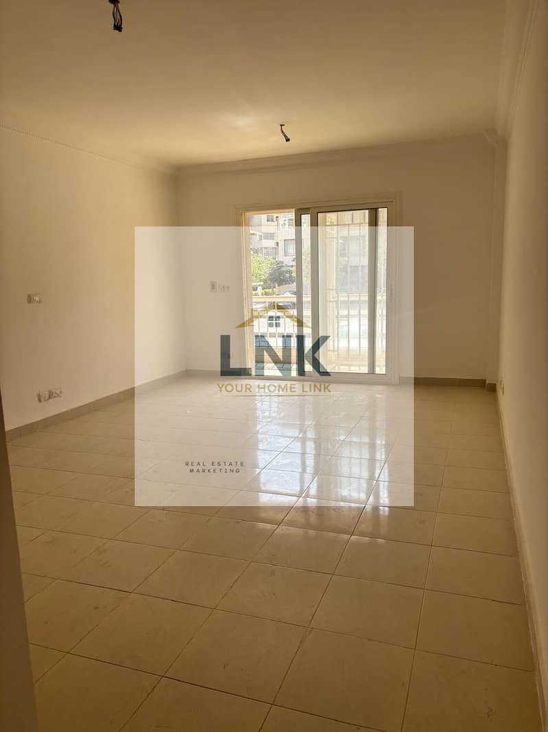 7 930a432f-adea-443c-a47f-2f62c4d4727d. jpg