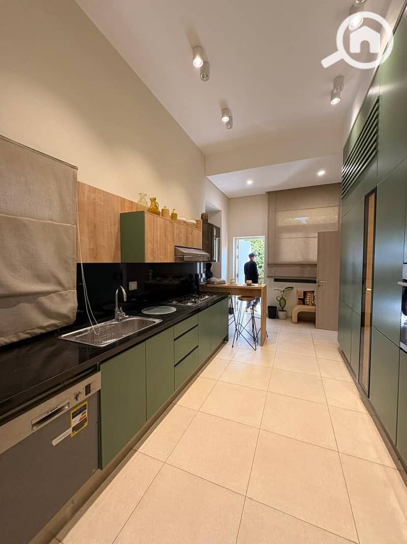 10 WhatsApp Image 2025-11-25 at 12.12. 56_7fef9229. jpg