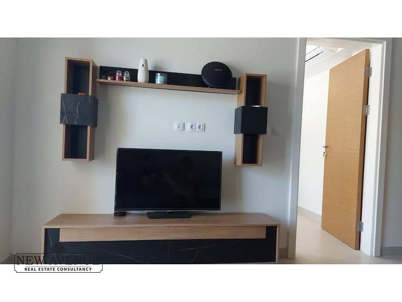 3 b7390bd8-42ec-4412-abc8-72f22fc7af1a. png