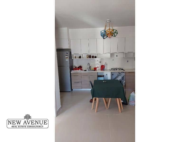 7 e5cf7096-c2ac-4fee-9b85-7f6c0cdad1ab. png