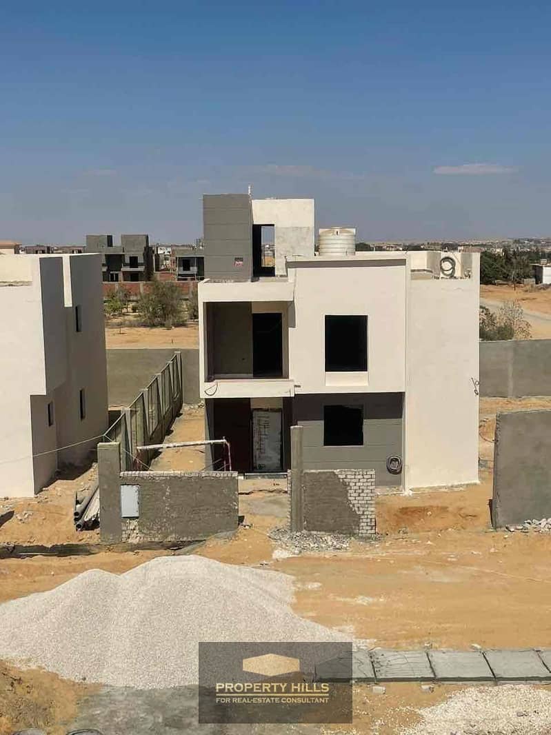 3 d541d5e0-5b70-4ce4-b1ef-2435b7f5d5f6. jpg