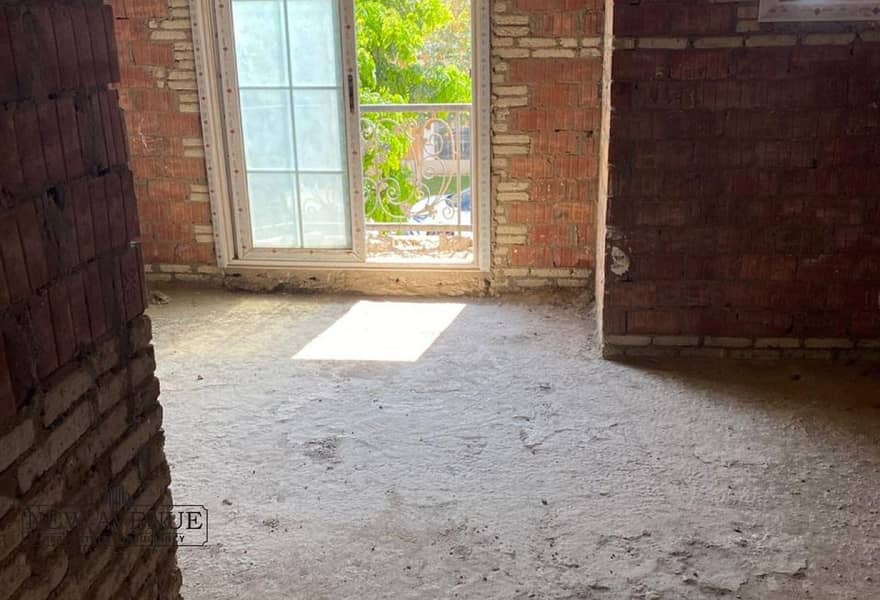 10 fed6fe7d-f107-46d9-aaf8-ccbadae1f04d. jpg