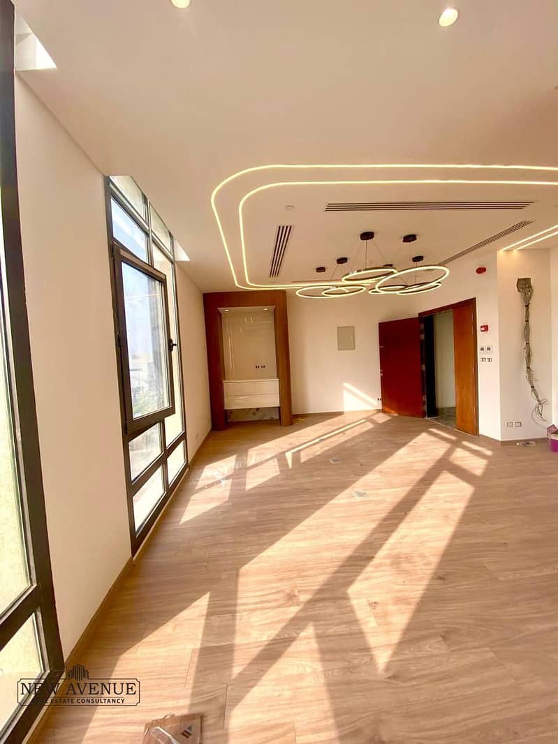 7 7487f824-32f3-4a5d-a0ba-14c6183072a0. jpg