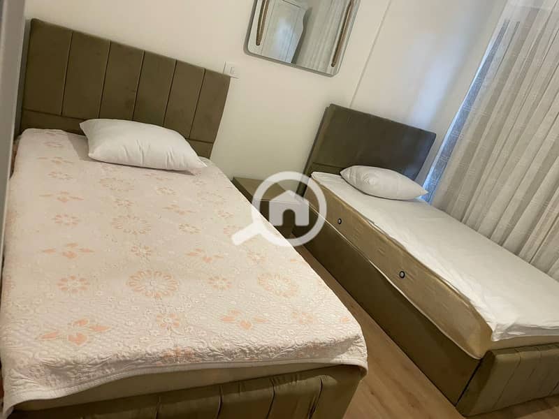 4 48b2ad1c-cfb0-4086-9e4f-8a802c54d4e7. jpeg