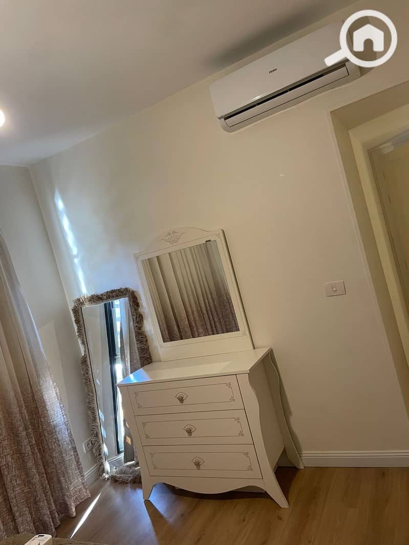 8 52423b6d-a47a-444e-af55-18be0145c138. jpeg