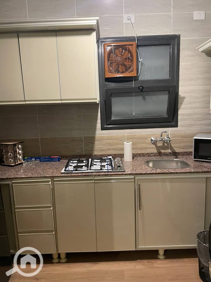 10 f62e8335-8914-49e0-ae13-69124b783148. jpeg