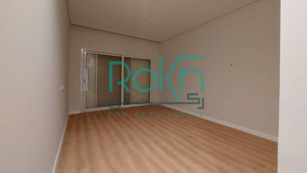 8 850a311e-ab1c-493f-ab27-d0a44413fcf5. jpg