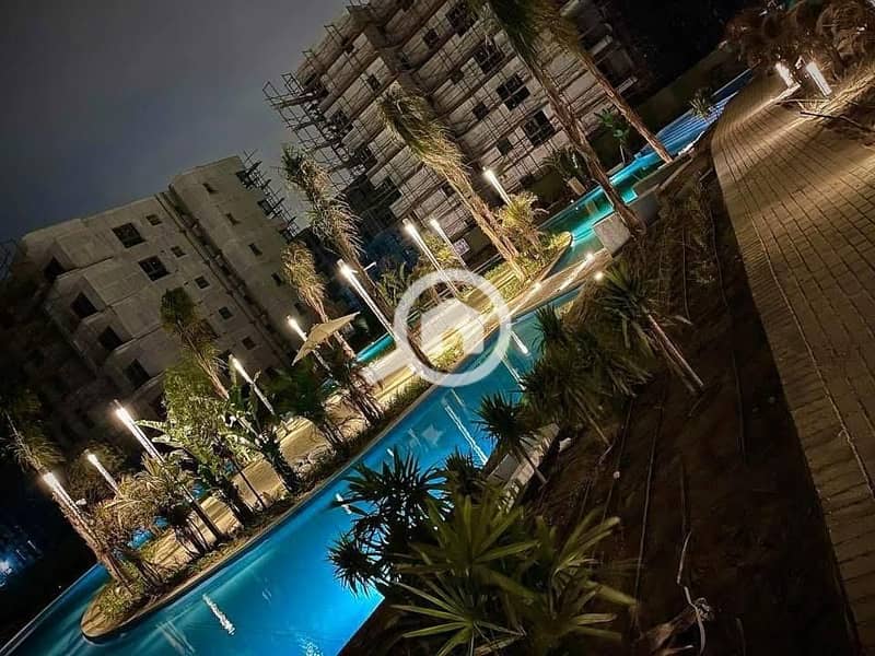 4 93f7a310-bba2-47ad-9a79-08091fe2d268. jpeg