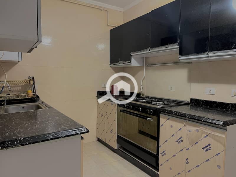 7 5486d501-d3ff-4deb-b74a-b4a8fc04fbc3. jpeg