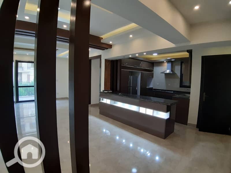 5 56985371-8fa8-4876-8e37-db38077fb0c7. jpg