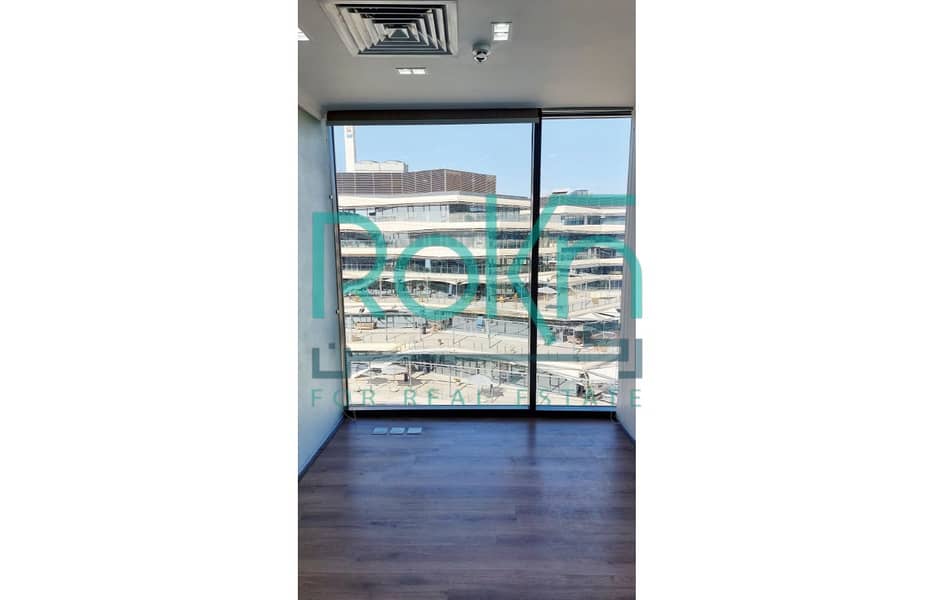 3 WhatsApp Image 2026-01-22 at 12.00. 40 (2). jpg