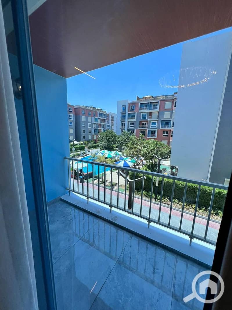 11 c9ac01db-23e8-4a2f-b8dd-40e1ae715e71. jpg