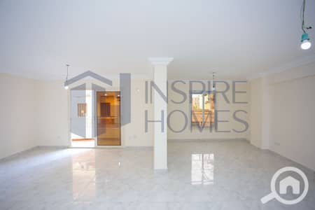 3 Bedroom Flat for Sale in Kafr Abdo, Alexandria - 7. jpg