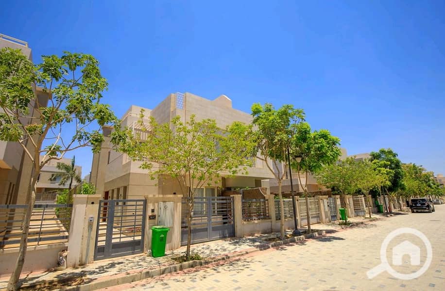 9 78859746-3e9e-436d-8a9c-74e204d5bda6. jpg