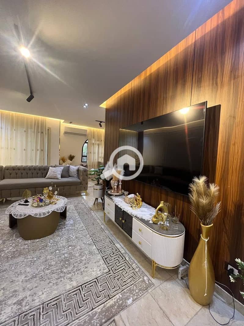 2 f867530c-0181-4baa-bdb0-b7c7db2c43c4. jpeg